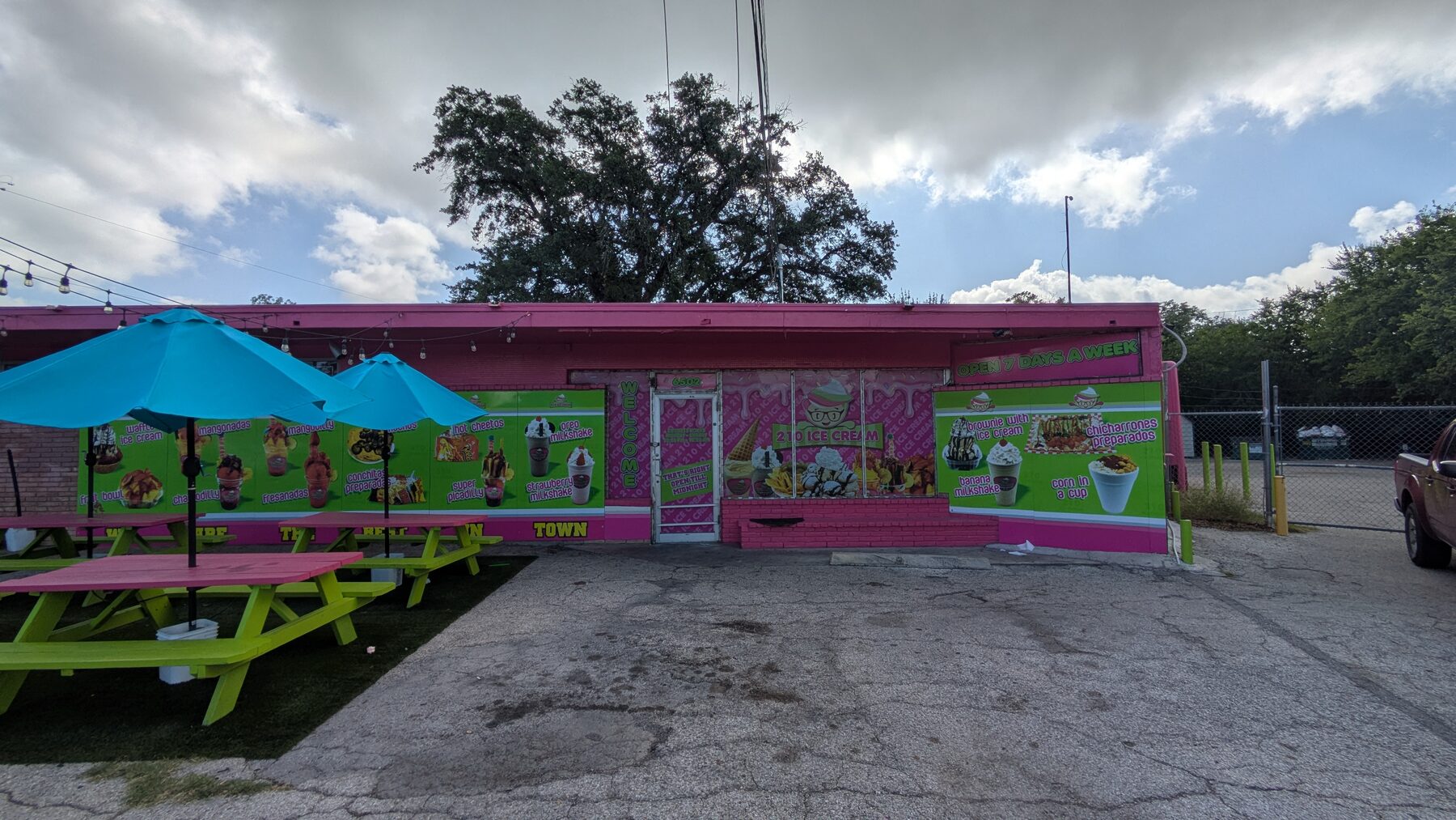210 Ice Cream South Side — Channel Letters & LED Storefront Lighting