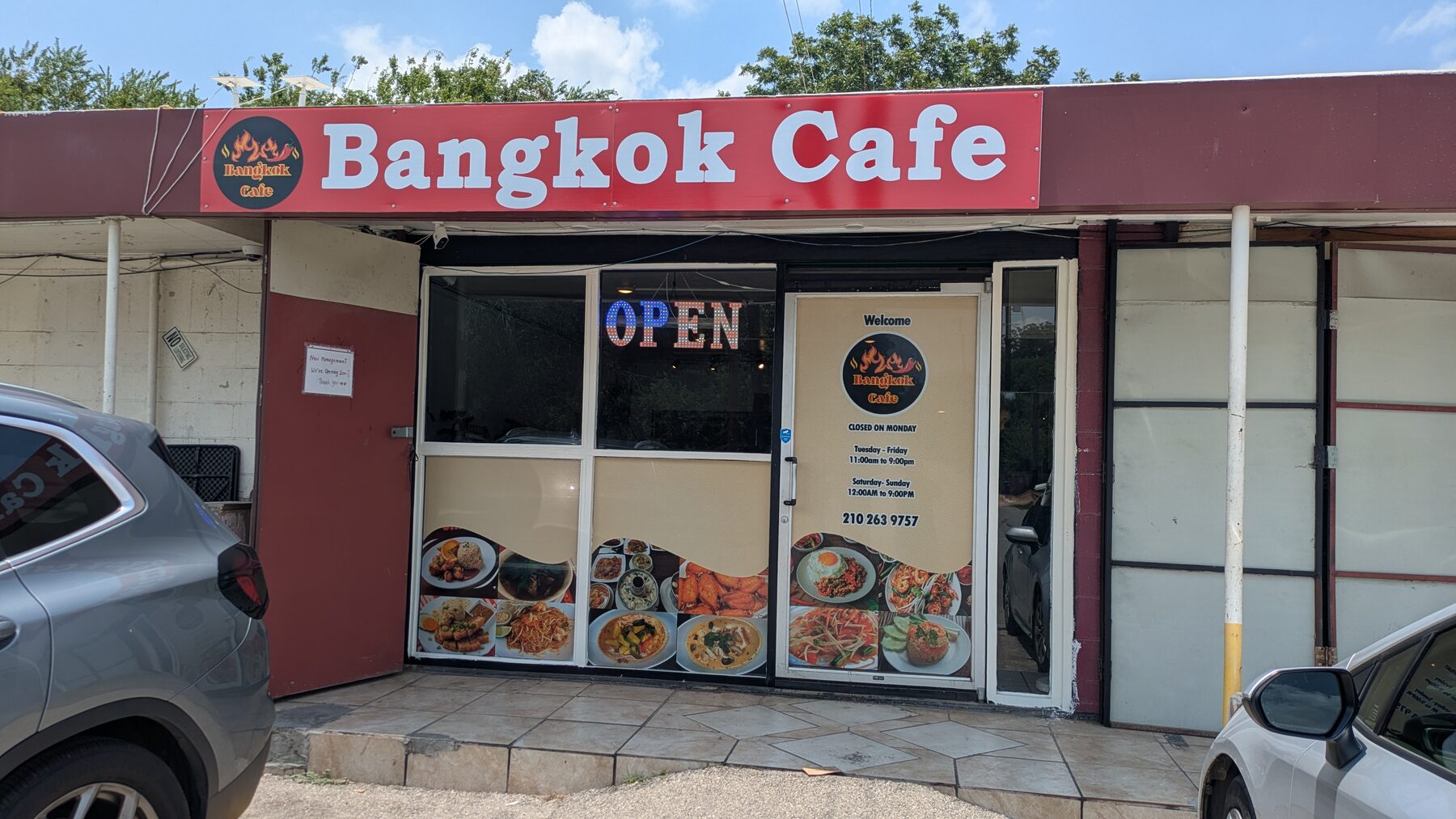 Bangkok Cafe — Storefront Branding