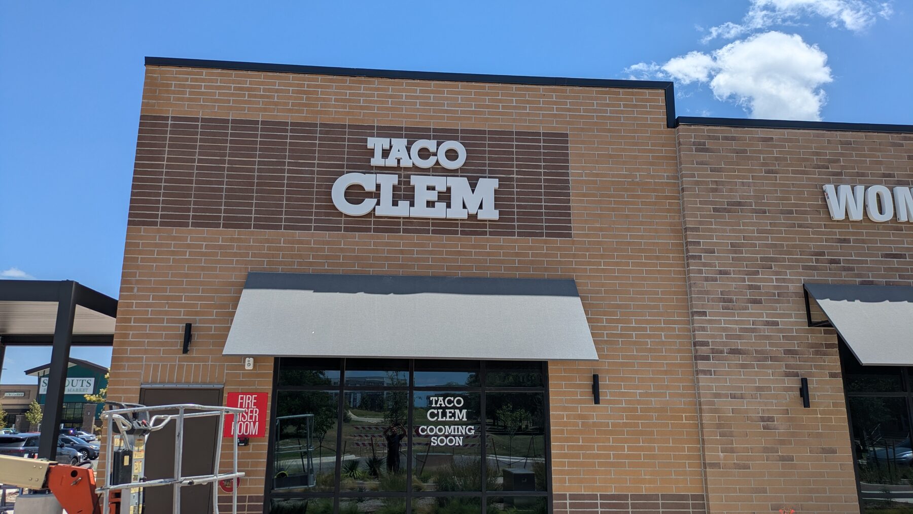 Taco Clem Kyle — Halo-Lit Rear Signage